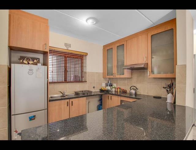 2 BEDROOM APARTMENT FOR SALE IN PAULSHOF